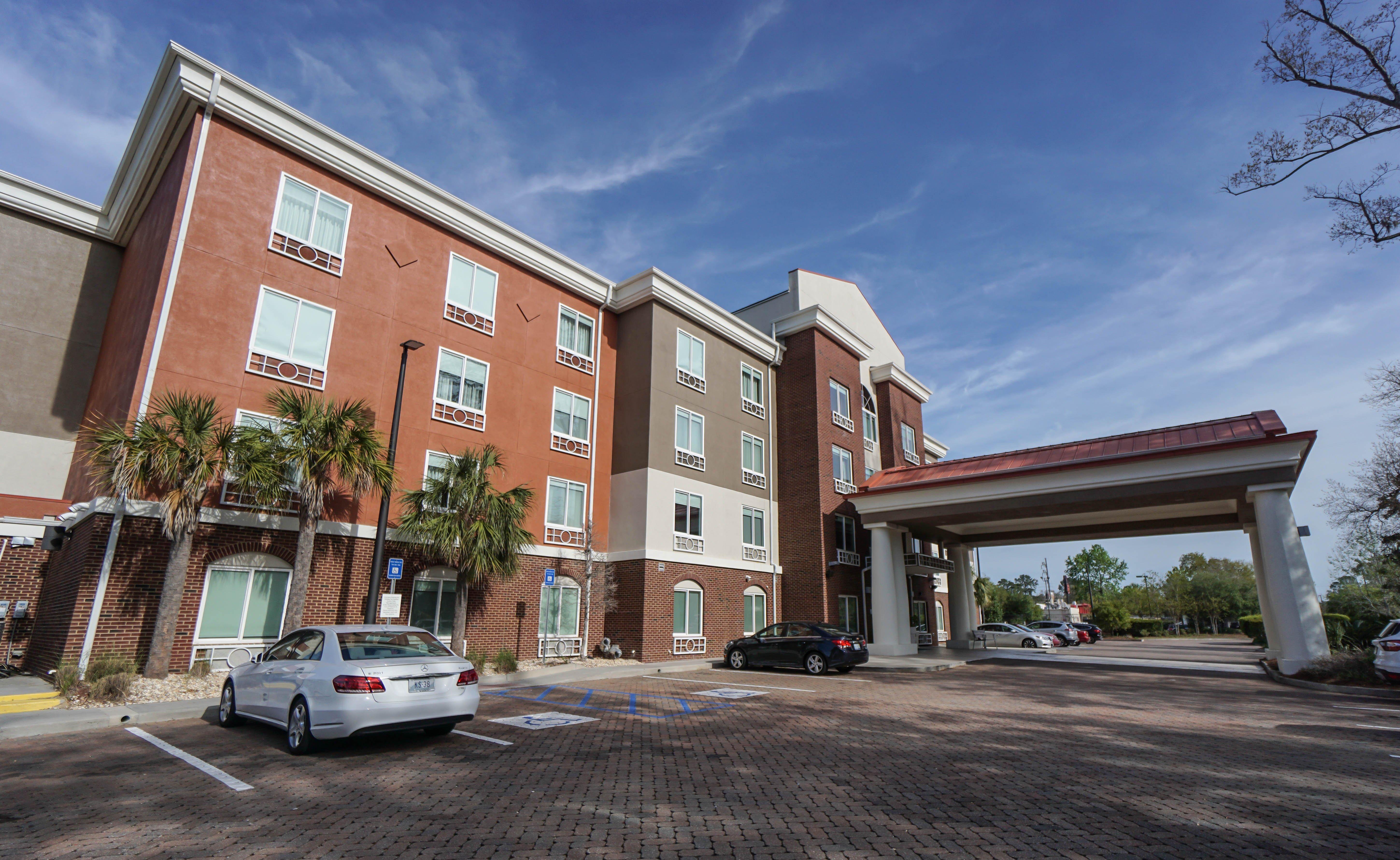 Holiday Inn Express Hotel & Suites Savannah Midtown, An Ihg Hotel Екстер'єр фото