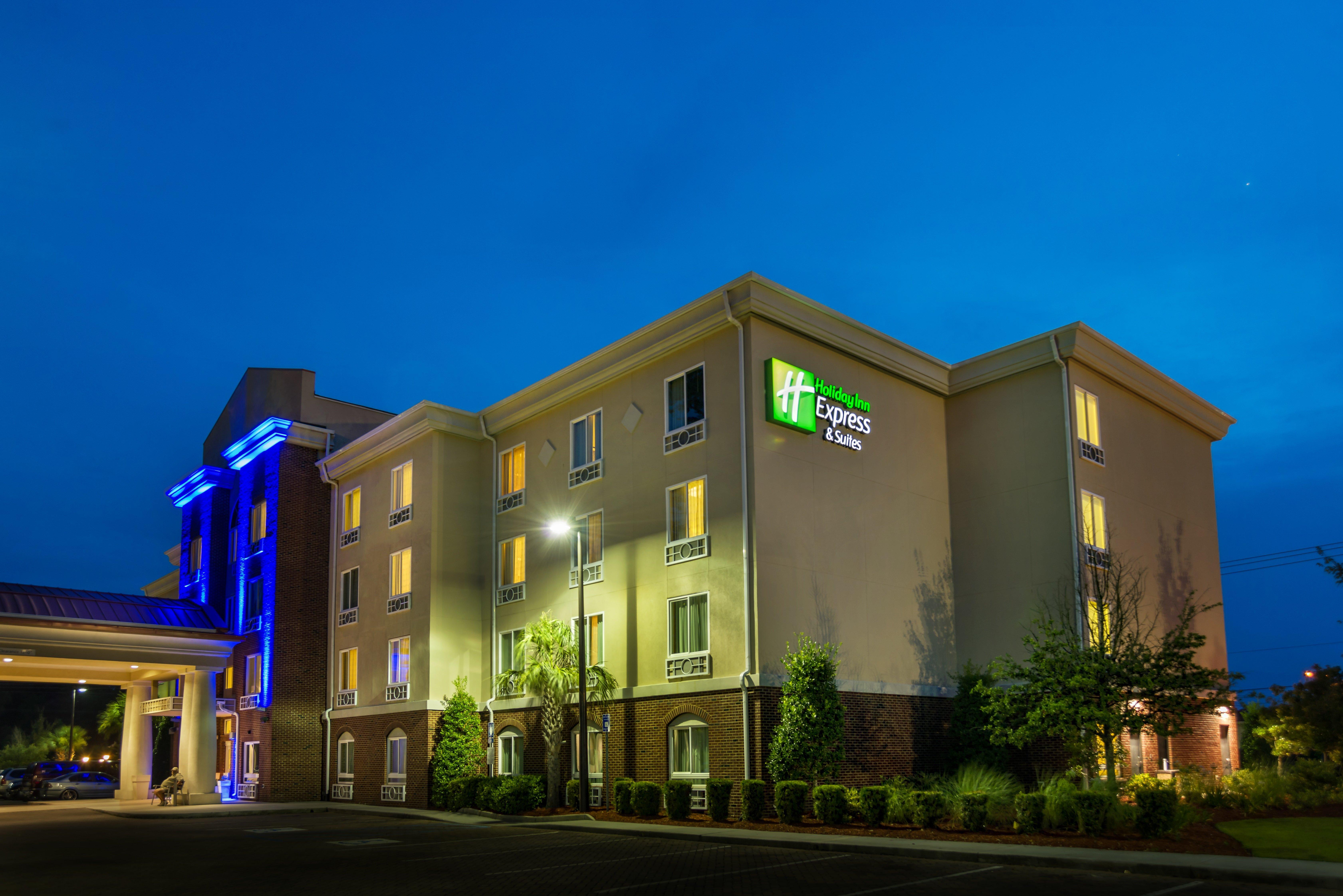 Holiday Inn Express Hotel & Suites Savannah Midtown, An Ihg Hotel Екстер'єр фото