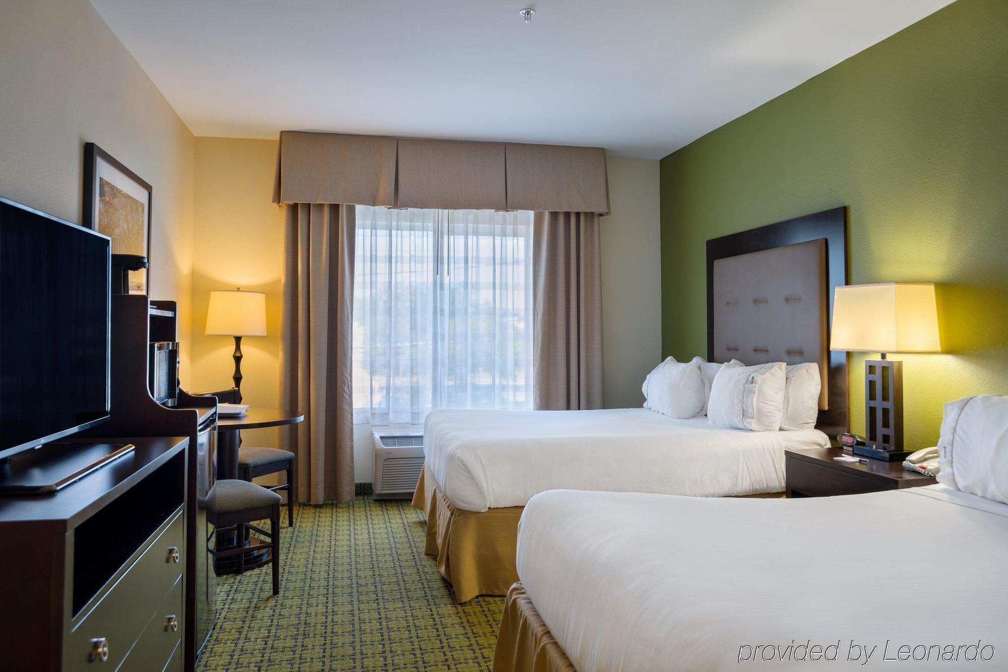 Holiday Inn Express Hotel & Suites Savannah Midtown, An Ihg Hotel Екстер'єр фото