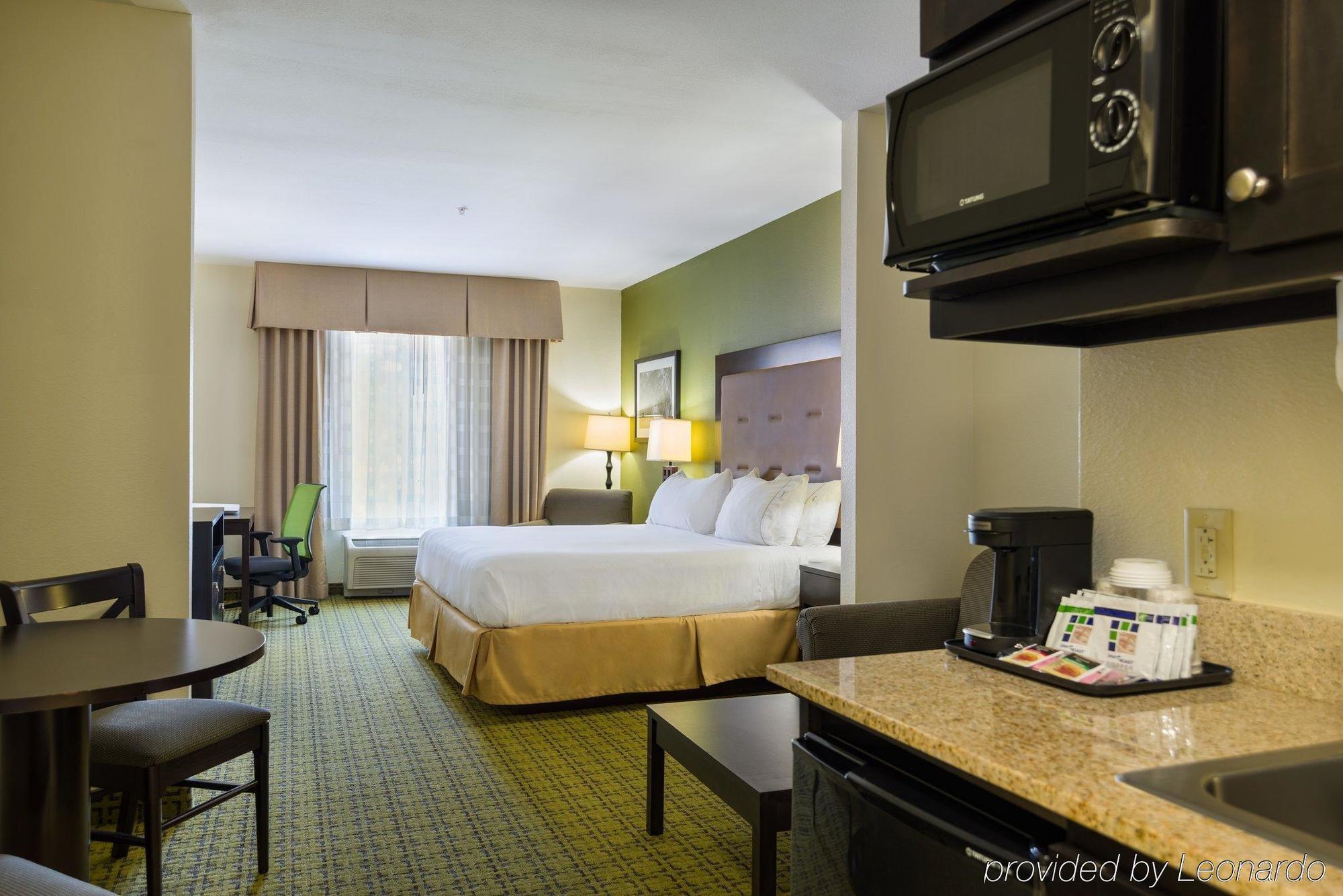 Holiday Inn Express Hotel & Suites Savannah Midtown, An Ihg Hotel Екстер'єр фото